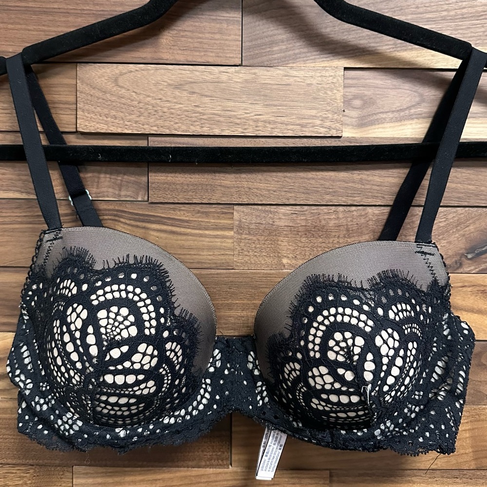 Victoria’s Secret - Dream Angels Demi Bra